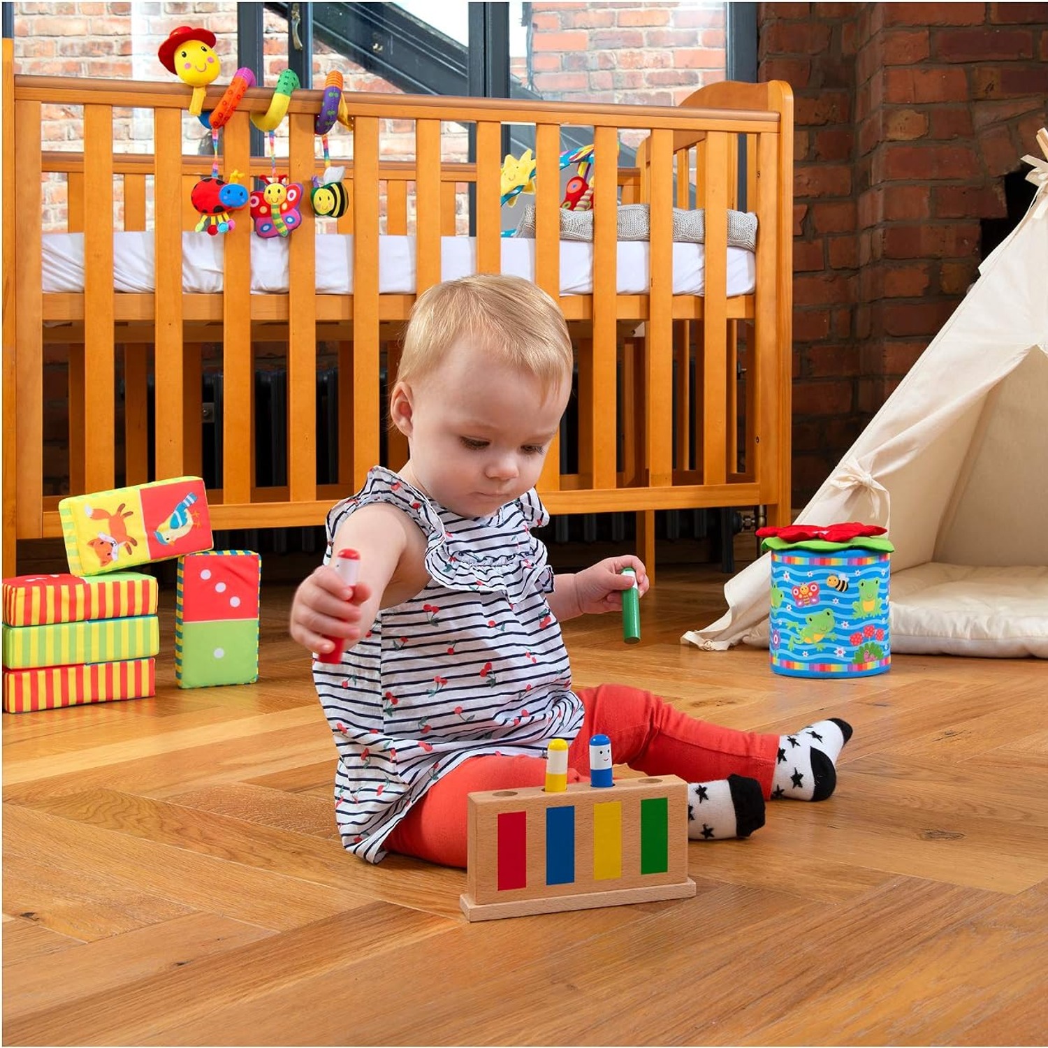 Wooden Pop Up Toy: image 2